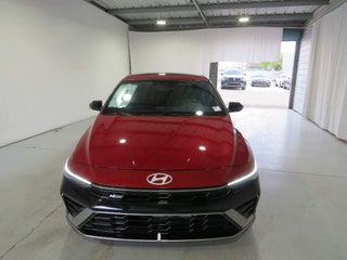 Image of 2025 Hyundai Elantra