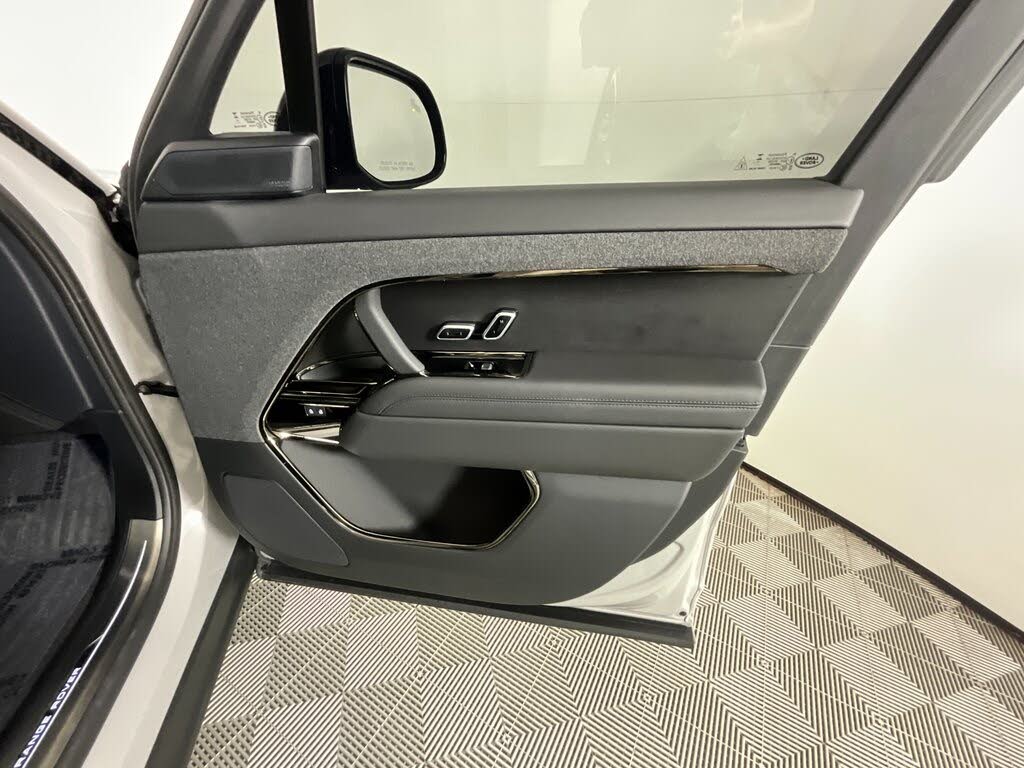 2025 Land Rover Range Rover Sport Dynamic
                                    for sale in North Miami, FL – photo 30