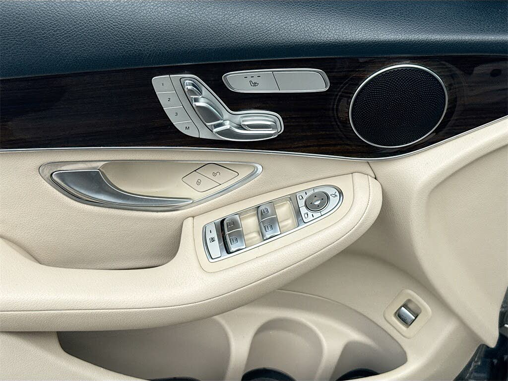 2020 Mercedes-Benz GLC GLC 300
                                    for sale in West Park, FL – photo 18