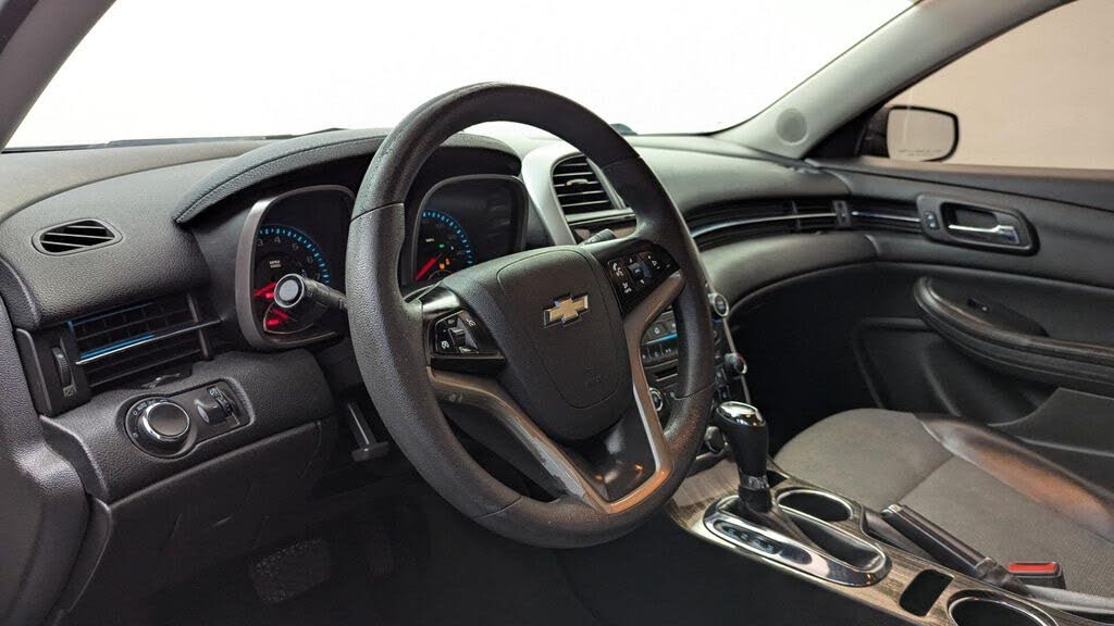 2015 Chevrolet Malibu LT
                                    for sale in West Palm Beach , FL – photo 26
