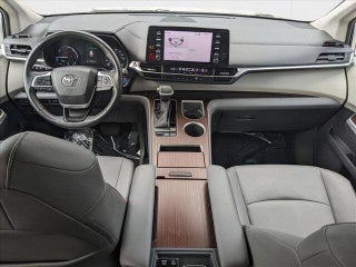 2023 Toyota Sienna thumbnail – Davie, FL – 39