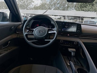 2023 Hyundai Elantra thumbnail – Miami, FL – 18