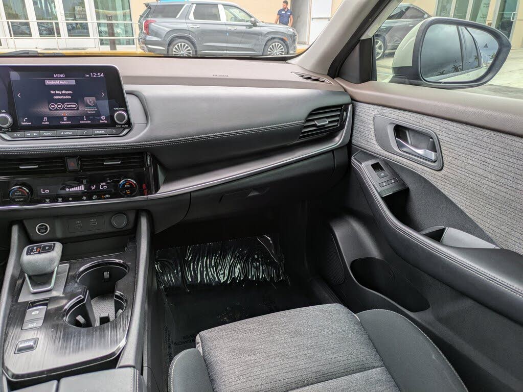 2022 Nissan Rogue SV
                                    for sale in Miami, FL – photo 35