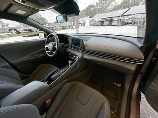 2023 Hyundai Elantra thumbnail – Miami, FL – 29