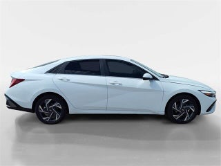 Hyundai Elantra Hybrid