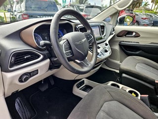 2022 Chrysler Voyager thumbnail – Plantation, FL – 21