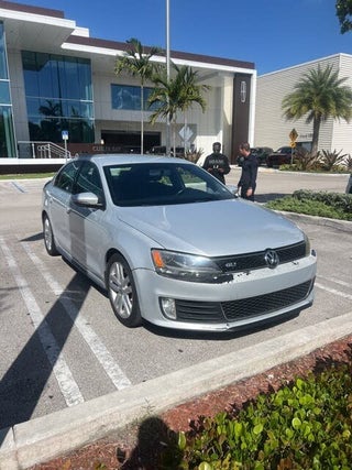 2012 Volkswagen Jetta thumbnail – Miami, FL – 3