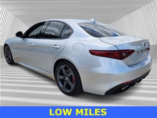2018 Alfa Romeo Giulia thumbnail – Fort Lauderdale, FL – 121