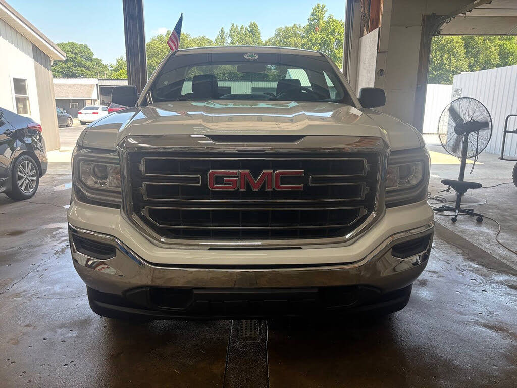 Image of 2018 GMC Sierra 1500