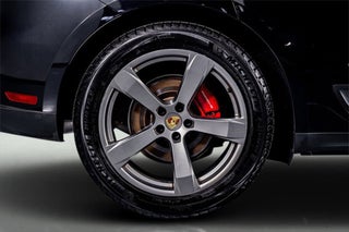 2022 Porsche Macan thumbnail – Miami, FL – 10