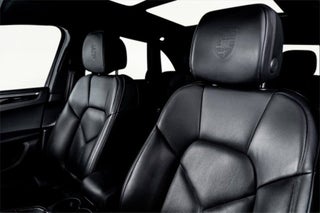 2022 Porsche Macan thumbnail – Miami, FL – 3