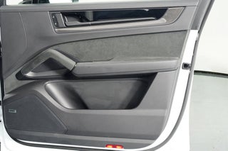 2024 Porsche Cayenne thumbnail – Miami, FL – 128