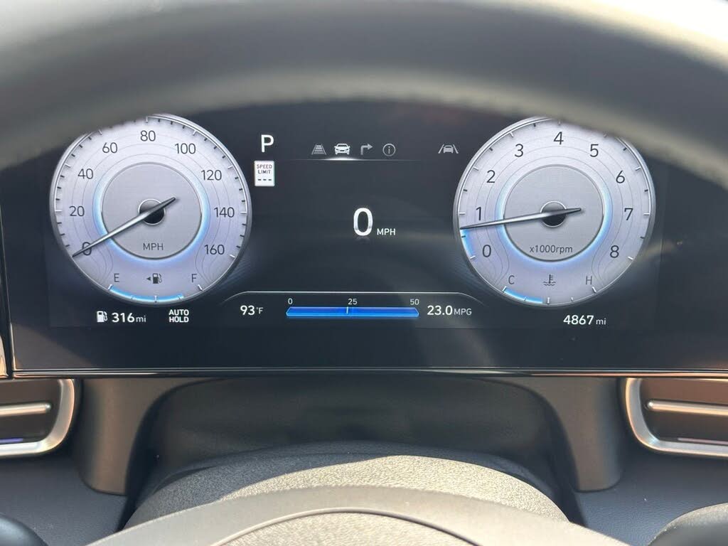 Image of 2024 Hyundai Elantra