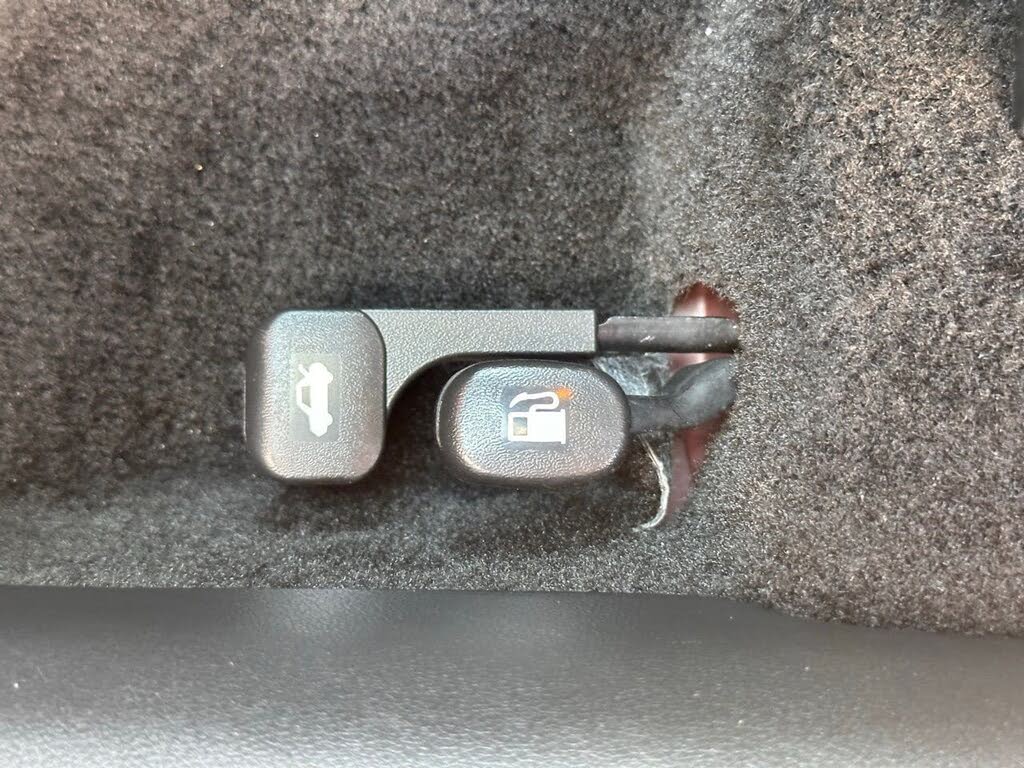 Image of 2024 Hyundai Elantra