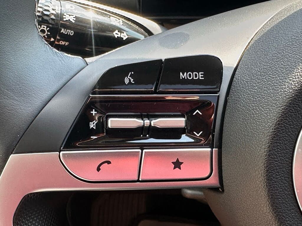 Image of 2024 Hyundai Elantra