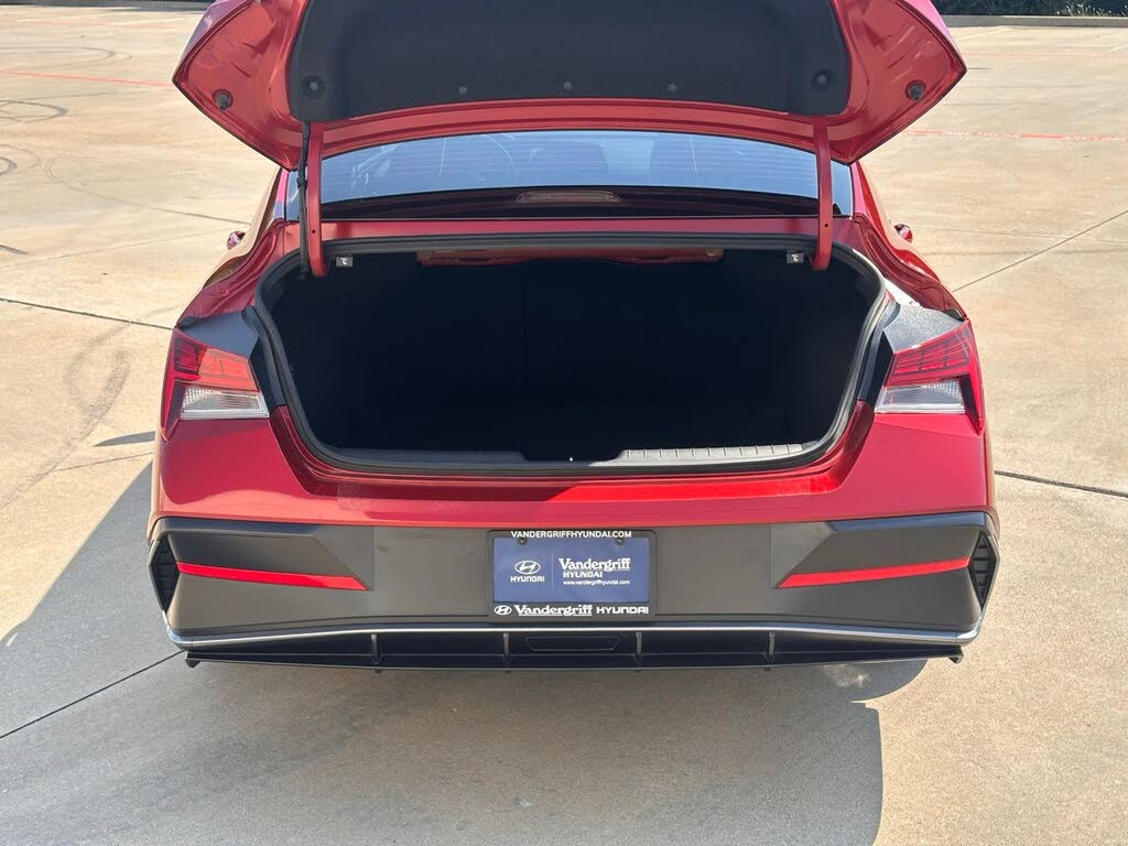 Image of 2024 Hyundai Elantra