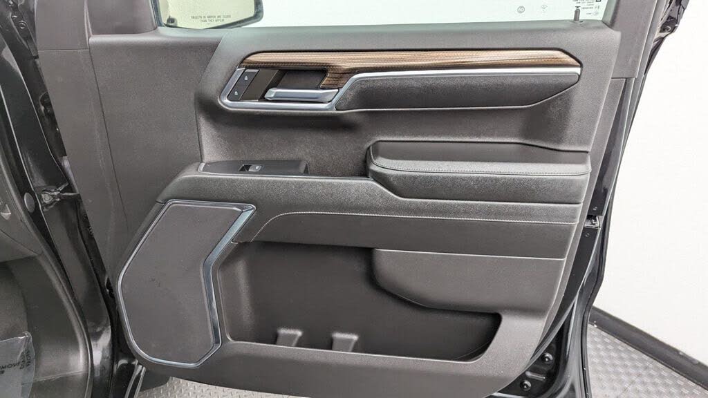 2023 Chevrolet Silverado 1500 LT
                                    for sale in Miami, FL – photo 22