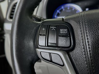 2018 Toyota Highlander thumbnail – Pompano Beach, FL – 16