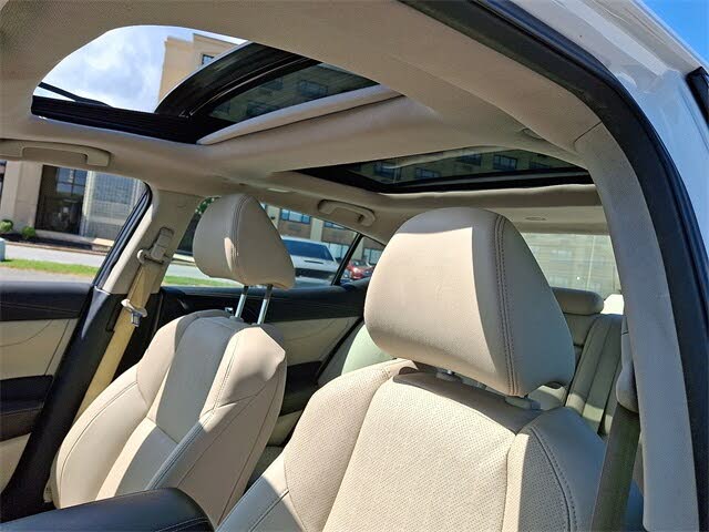Image of 2017 Nissan Maxima