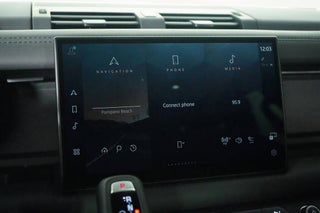 2024 Land Rover Defender thumbnail – Miami, FL – 44