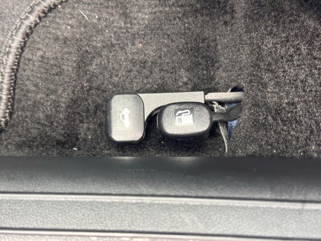 Image of 2024 Hyundai Elantra
