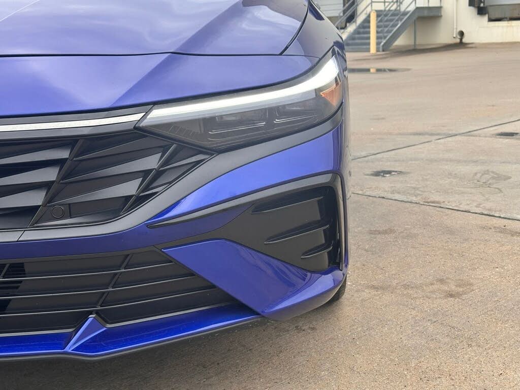 Image of 2024 Hyundai Elantra