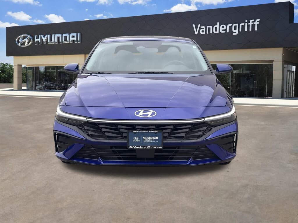 Image of 2024 Hyundai Elantra