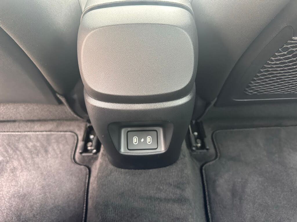 Image of 2024 Hyundai Elantra
