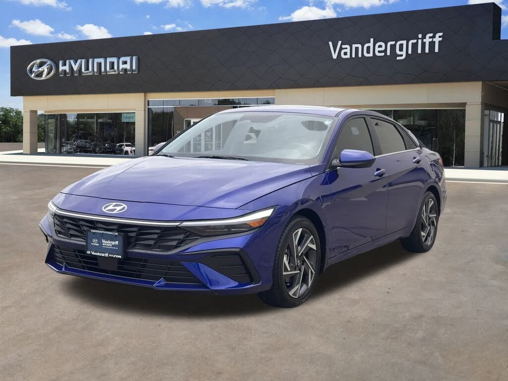 Image of 2024 Hyundai Elantra
