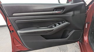 2021 Nissan Altima thumbnail – Miami, FL – 14