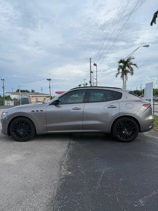 2021 Maserati Levante thumbnail – Miami Gardens, FL – 6