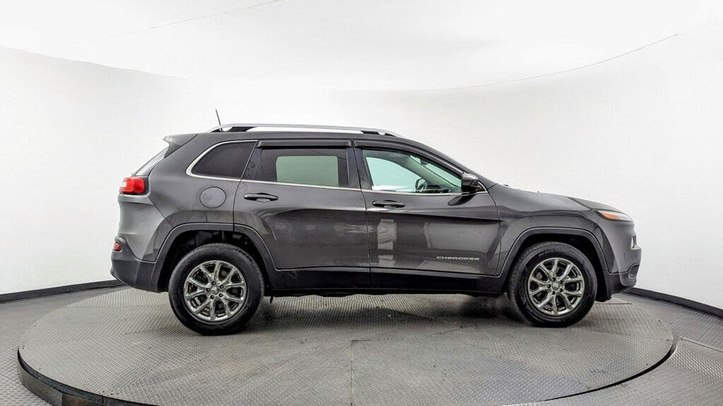 2017 Jeep Cherokee Latitude
                                    for sale in Miami, FL – photo 8