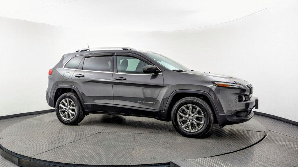 2017 Jeep Cherokee Latitude
                                    for sale in Miami, FL – photo 9