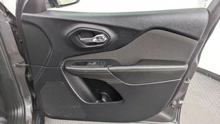 2017 Jeep Cherokee thumbnail – Miami, FL – 23