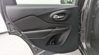 2017 Jeep Cherokee thumbnail – Miami, FL – 16