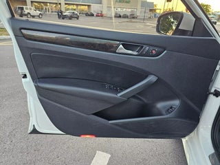 2015 Volkswagen Passat thumbnail – Hollywood, FL – 46
