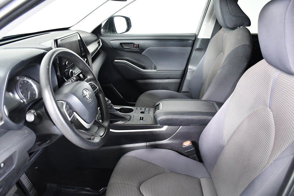 2023 Toyota Highlander LE
                                    for sale in Doral, FL – photo 19