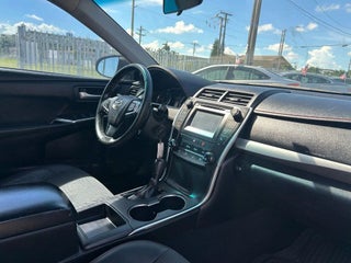 2016 Toyota Camry thumbnail – Miami, FL – 27