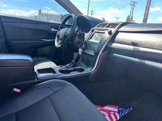 2016 Toyota Camry thumbnail – Miami, FL – 30