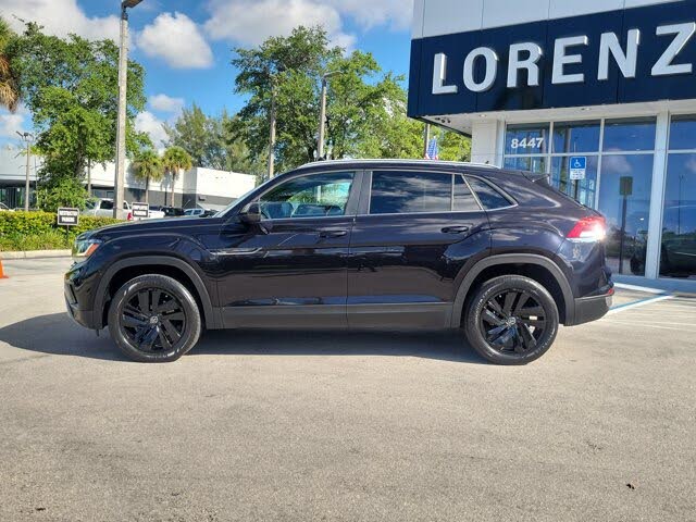 2022 Volkswagen Atlas Cross Sport V6 SE
                                    for sale in Miami, FL – photo 8