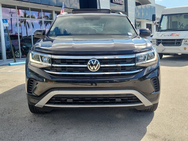 2022 Volkswagen Atlas Cross Sport V6 SE
                                    for sale in Miami, FL – photo 2