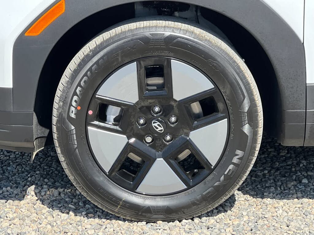 Image of 2025 Hyundai Santa Fe Hybrid