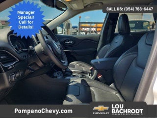 2023 Jeep Cherokee thumbnail – Pompano Beach, FL – 51