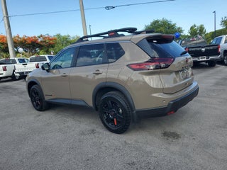 2025 Nissan Rogue thumbnail – Homestead, FL – 7