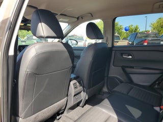 2025 Nissan Rogue thumbnail – Homestead, FL – 14