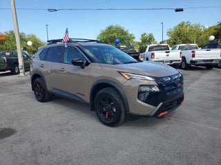 2025 Nissan Rogue thumbnail – Homestead, FL – 3