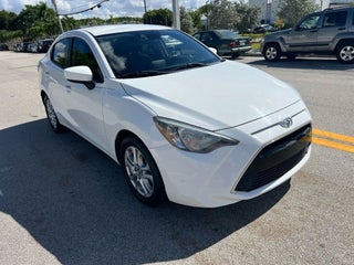 2018 Toyota Yaris iA thumbnail – Miami, FL – 3