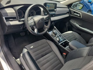 2024 Mitsubishi Outlander thumbnail – Pompano Beach, FL – 47