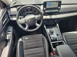 2024 Mitsubishi Outlander thumbnail – Pompano Beach, FL – 43