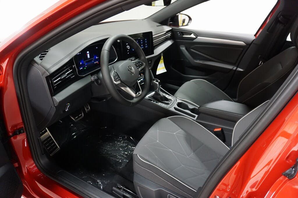 Image of 2025 Volkswagen Jetta